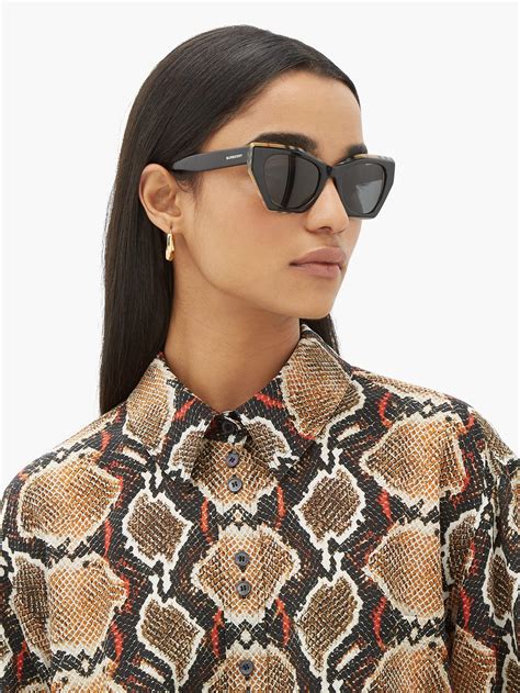 how to tell if burberry glasses are real